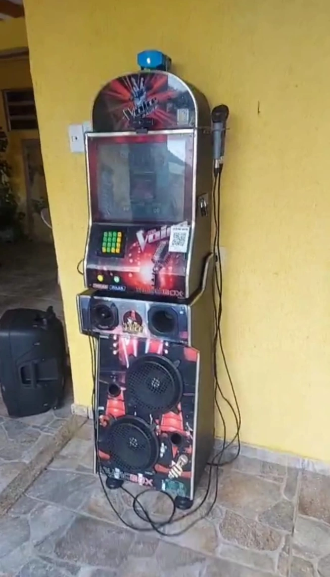 SM KARAOKÊ -ALUGUEL DE KARAOKE /TOTO/ FLIPERAMA