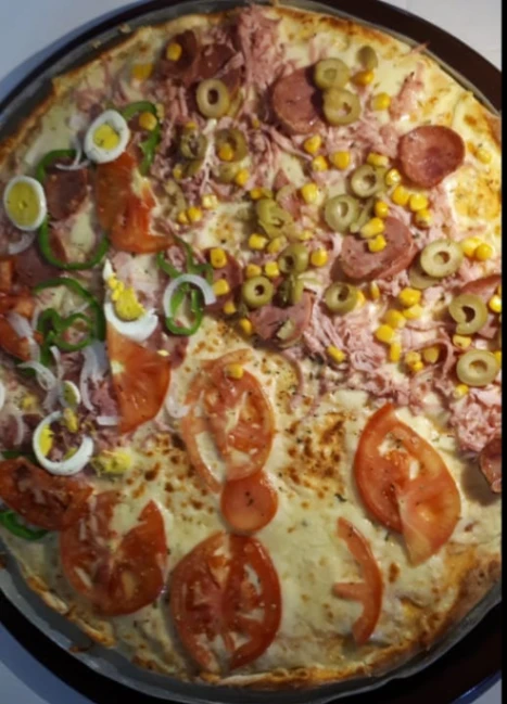 Pizza gg só hoje 90,00 reais com minerinho 2 litros