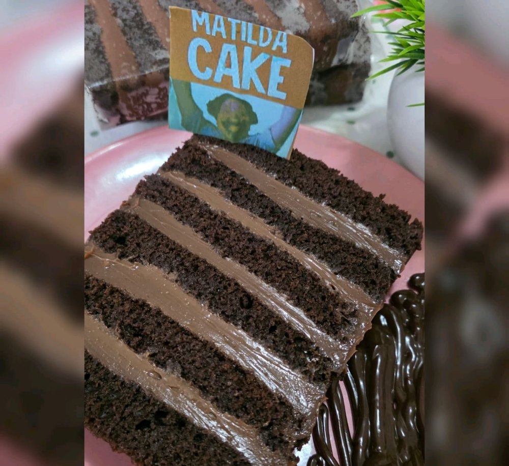 Fatia Matilda com calda extra