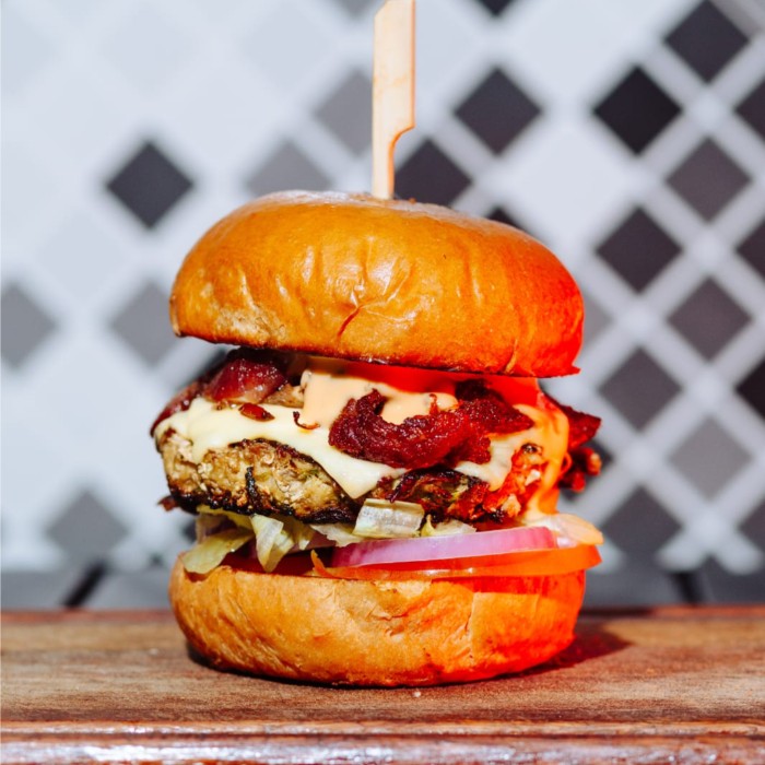 Burger Satolo's Chicken
