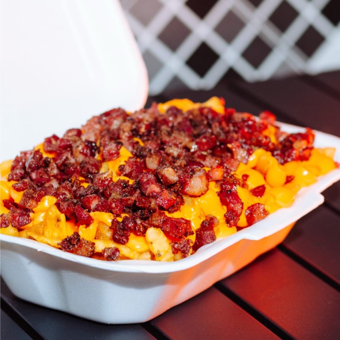 Batata Frita Crispy Grande com Cheddar e Bacon