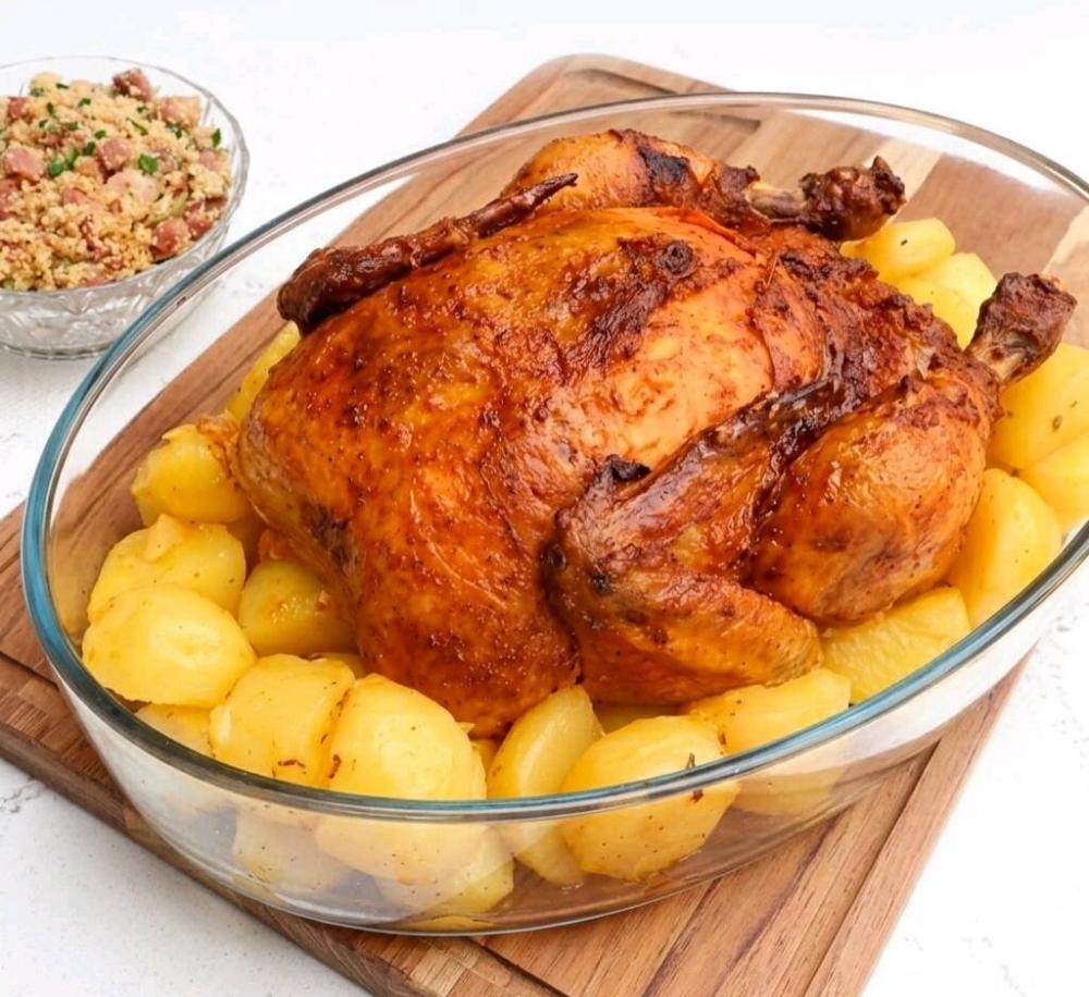 Frango assado +batata+farofa