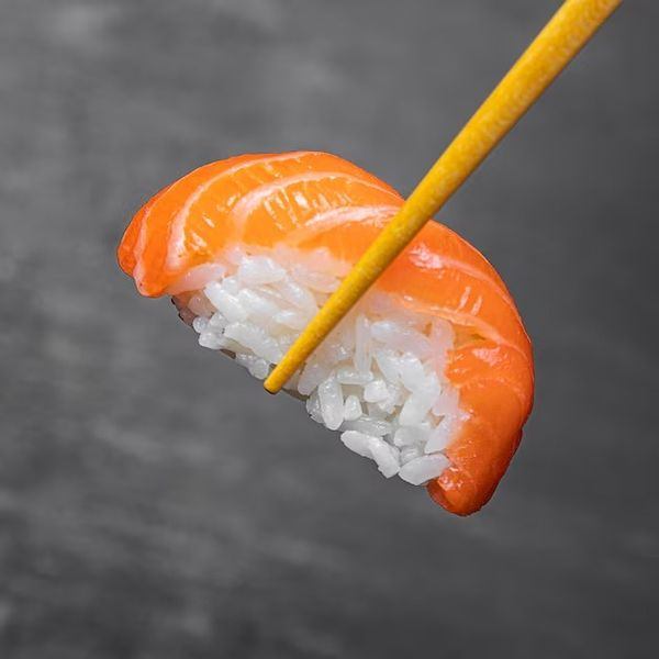 Sushi Salmão - 4 Peças